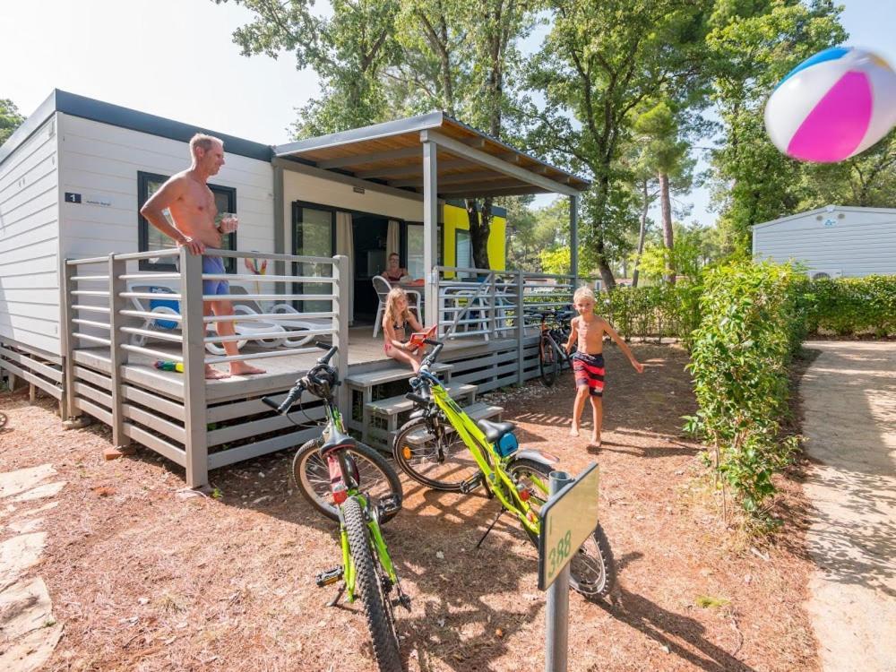 Mobile Homes Solaris Vacanceselect Шибеник Екстер'єр фото