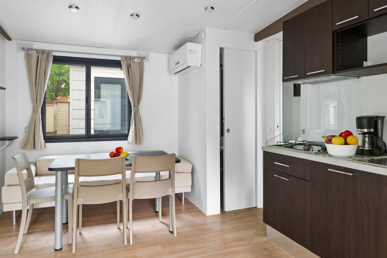 Mobile Homes Solaris Vacanceselect Шибеник Екстер'єр фото